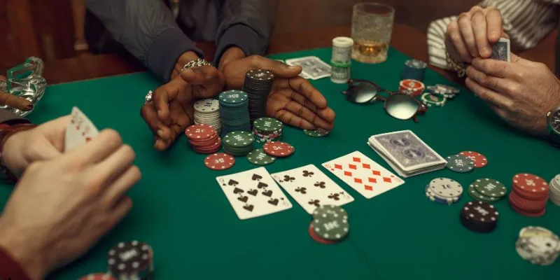 Nắm rõ thuật ngữ cơ bản khi tham gia Poker